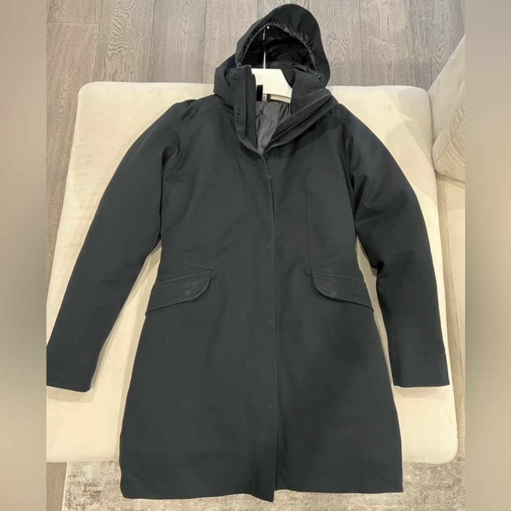 Patagonia Black Puffer Jacket